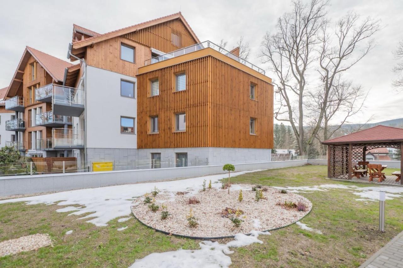 Stonehill24 - Apartament & Spa Шклярска Поремба Екстериор снимка