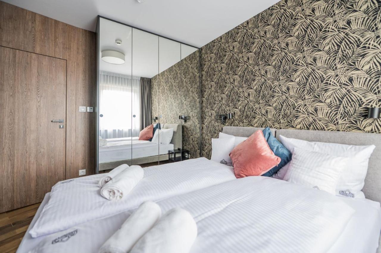 Stonehill24 - Apartament & Spa Шклярска Поремба Екстериор снимка