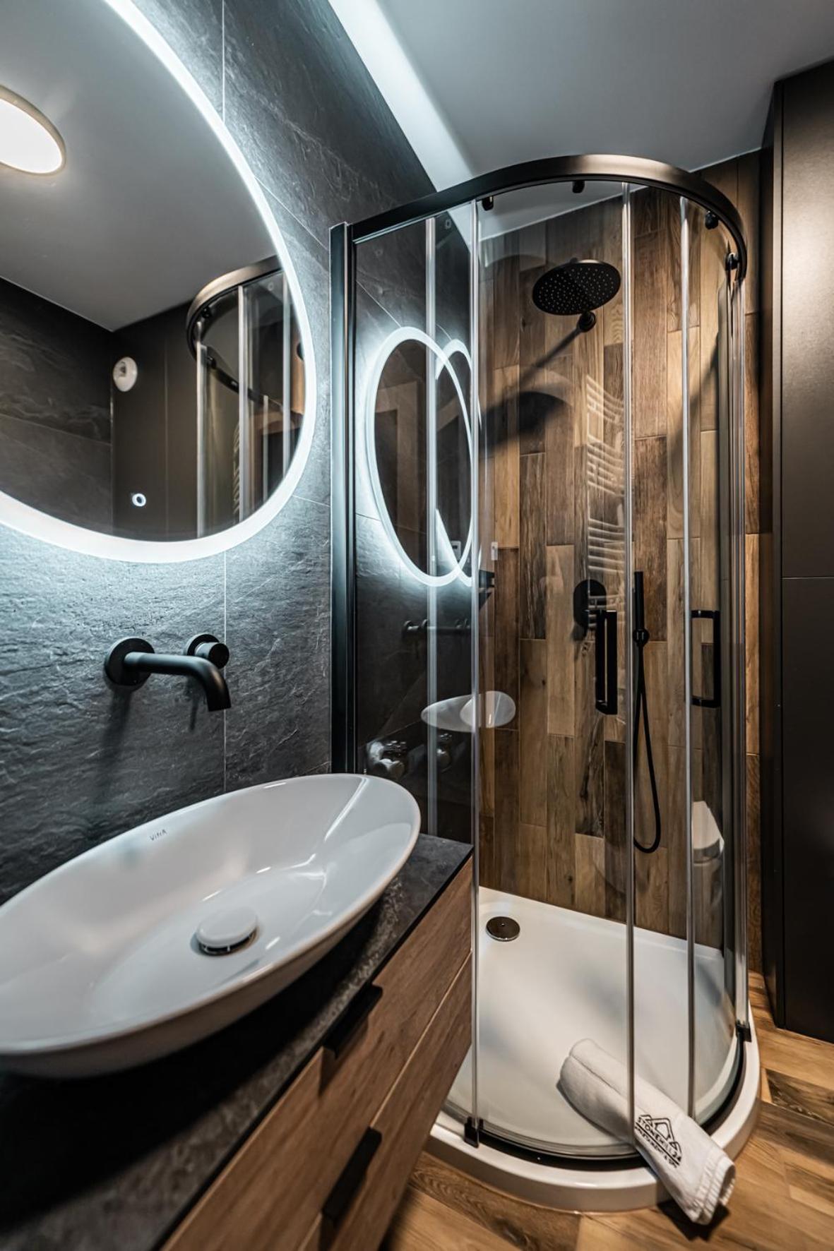 Stonehill24 - Apartament & Spa Шклярска Поремба Екстериор снимка